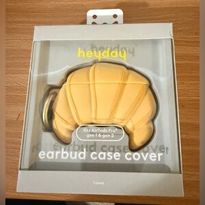 Heyday Sweet Bread Earbud Case Cover
